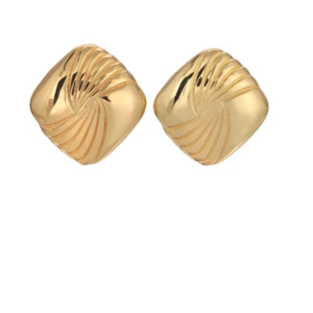 Heaven Mayhem Tabi earrings